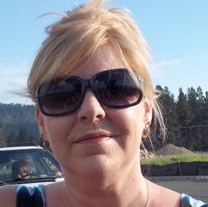 Meet your Posher, Joann